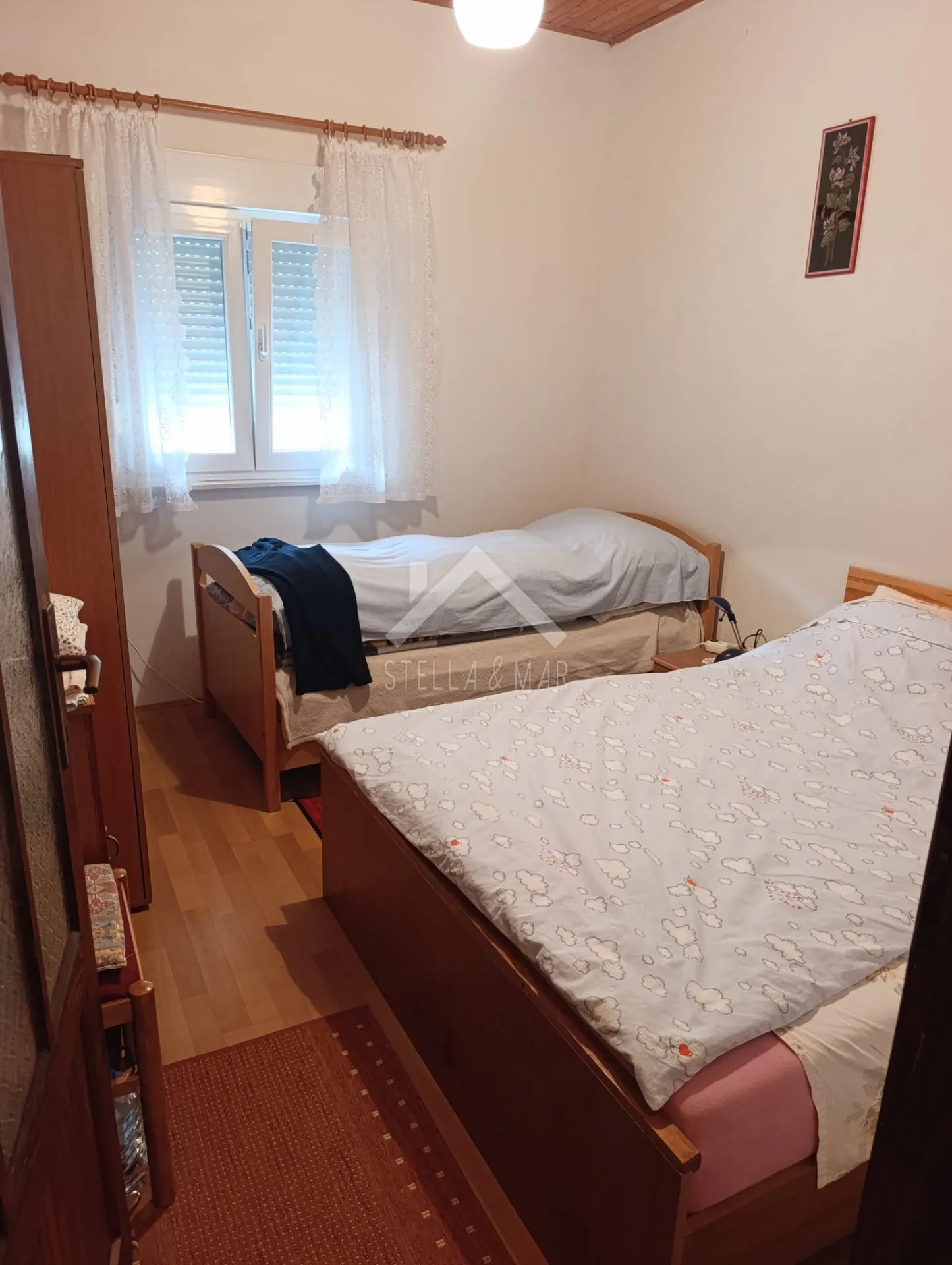 kuća sa 4 stana, garaža, prostrana okućnica - zukve, vrsi - slika 36