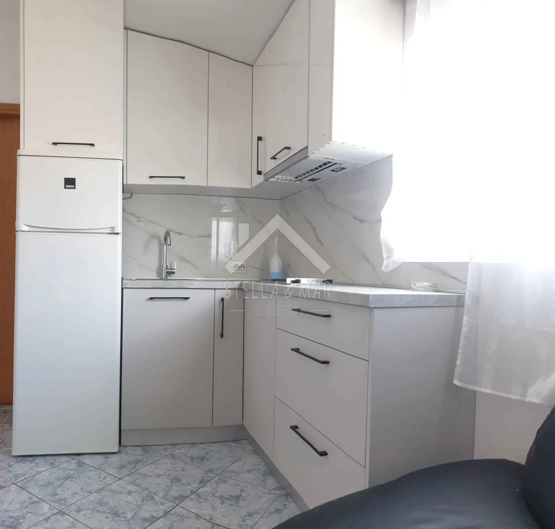 kuća sa 3 apartmana, centar - vir - slika 27