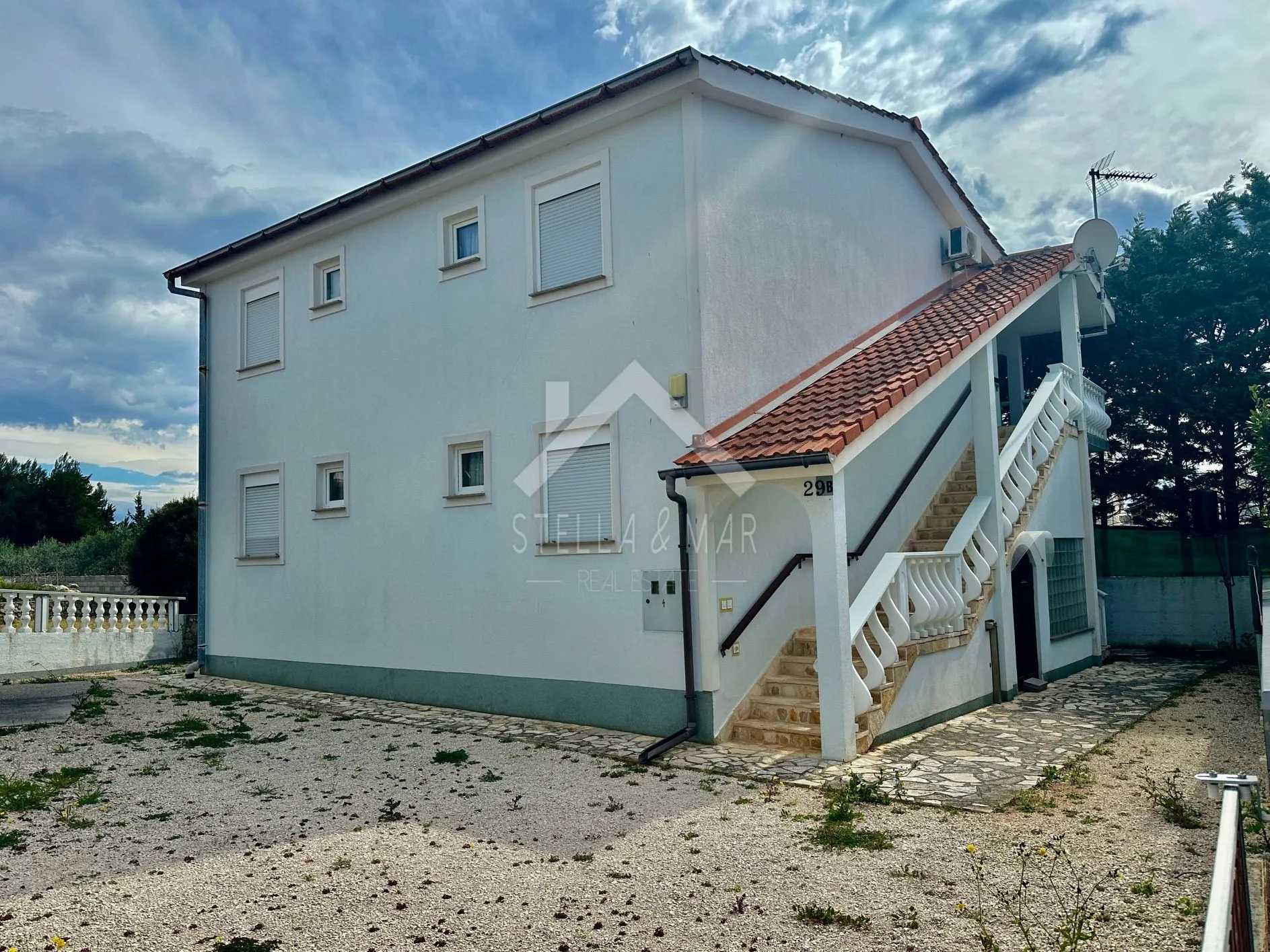 top lokacija! kuća sa 5 apartmana, centar - vir - slika 29