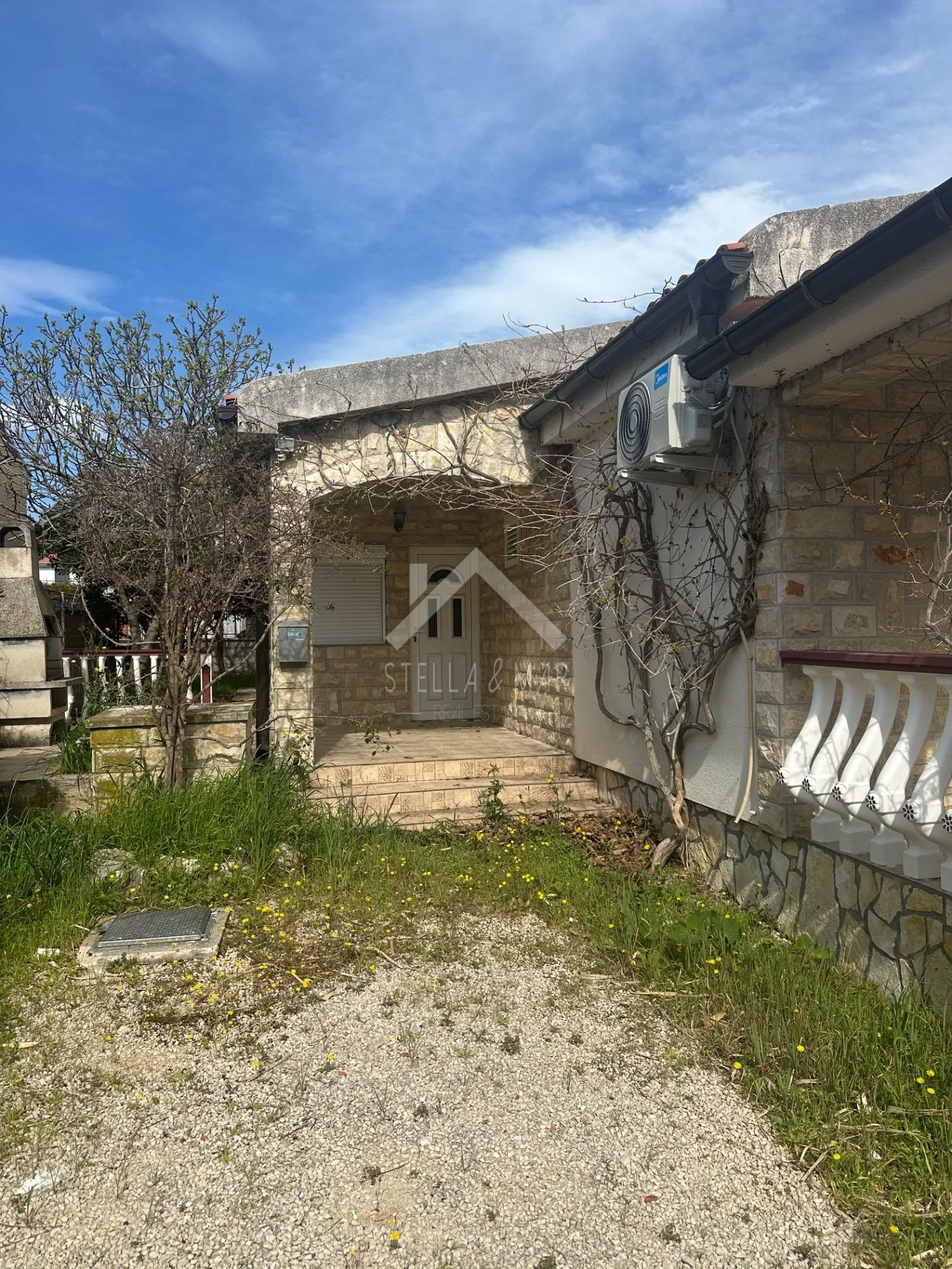 prizemnica sa 2 stana, pored plaže - vir - slika 15