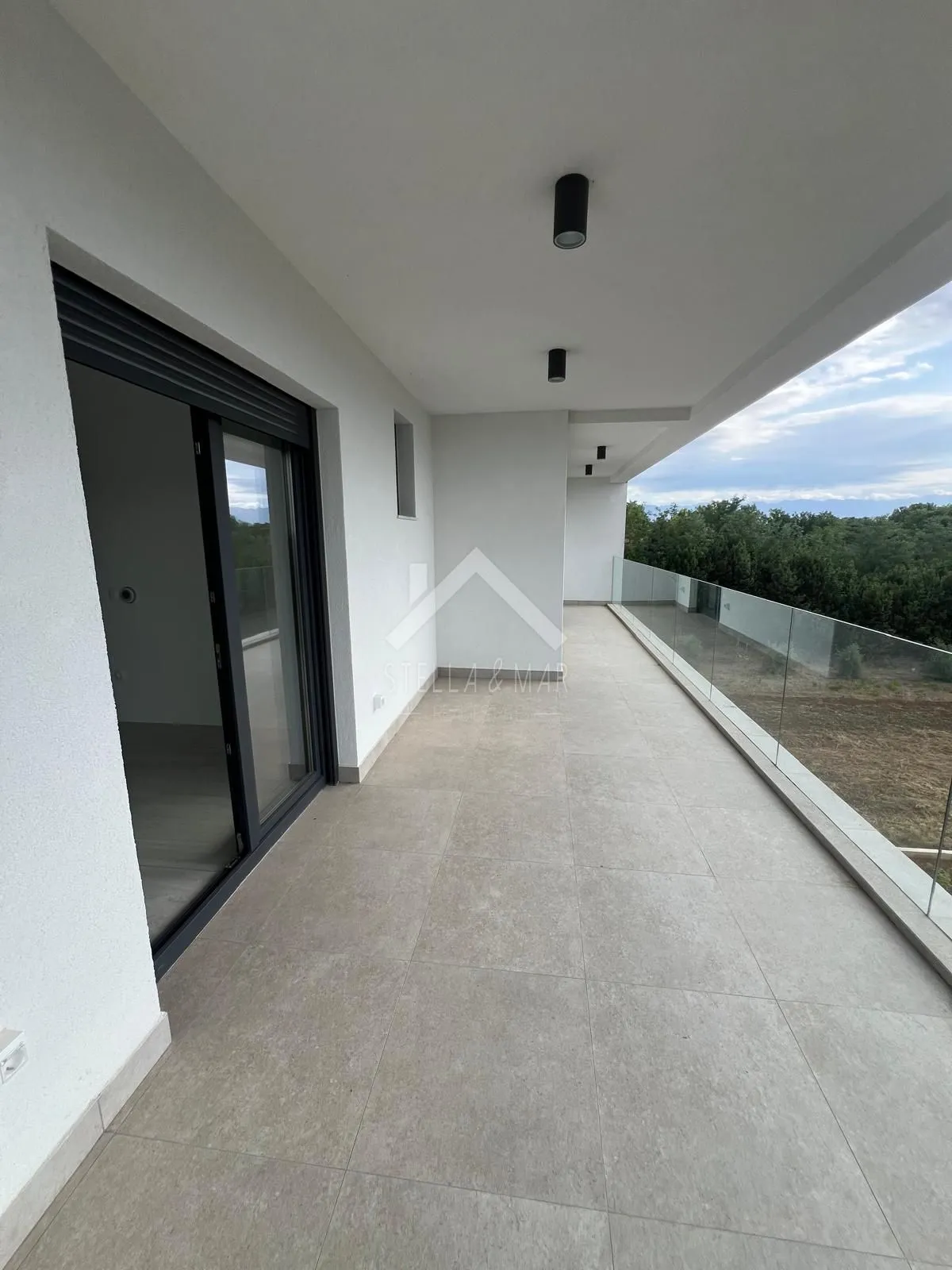 penthouse sa krovnom terasom - privlaka - slika 11