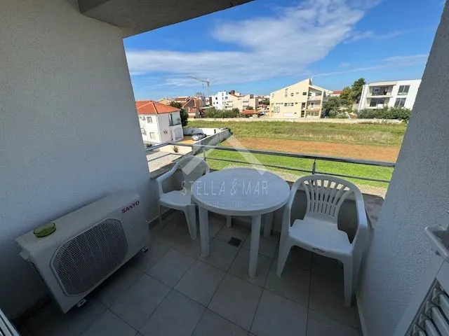 jednosobni apartman prvi red uz more- sukošan - slika 3