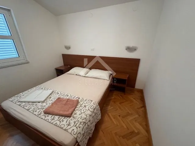 dvosoban apartman prvi red do mora - sukošan - slika 12