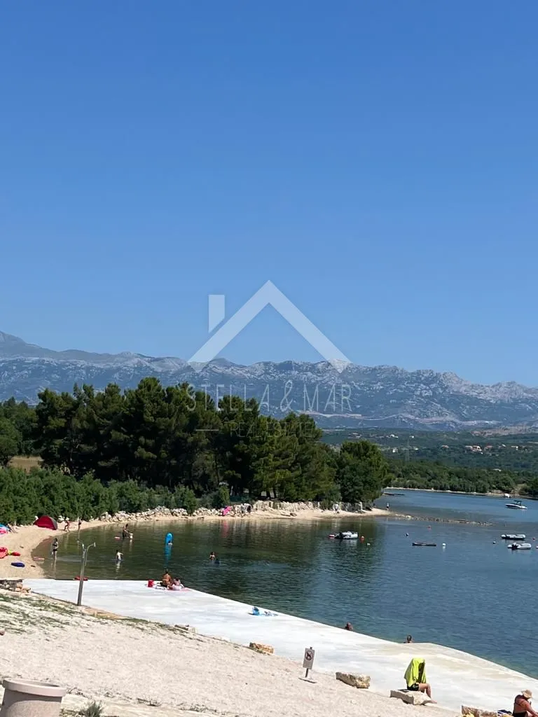 građevinsko zemljište 446m2 - pridraga - slika 9
