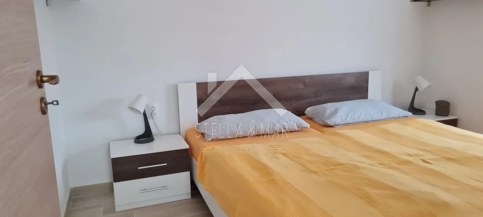 kuća sa 4 apartmana, južna strana - vir - slika 18
