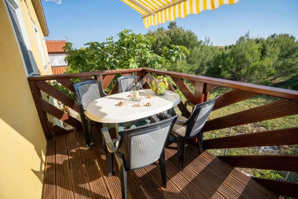 samostojeća kuća sa 5 apartmana - vir - slika 33