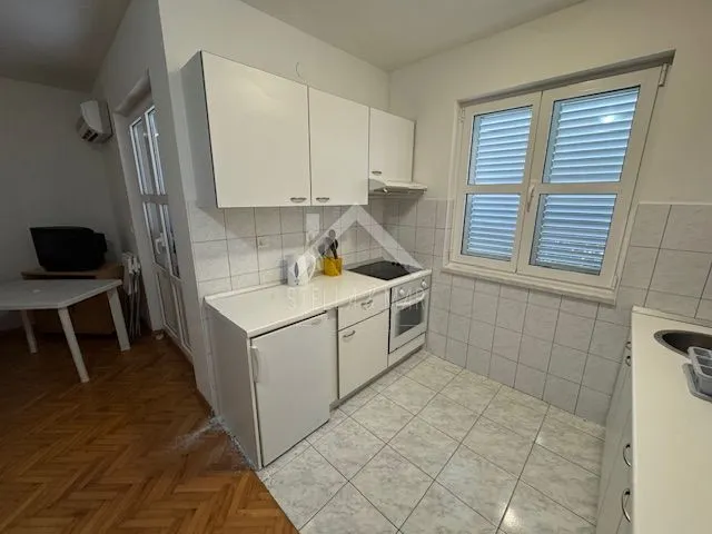 top lokacija!! apartman prvi red do mora - sukošan - slika 11