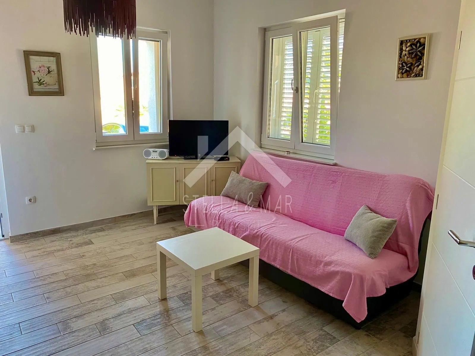 kuća sa tri stana, novogradnja - vir - slika 24