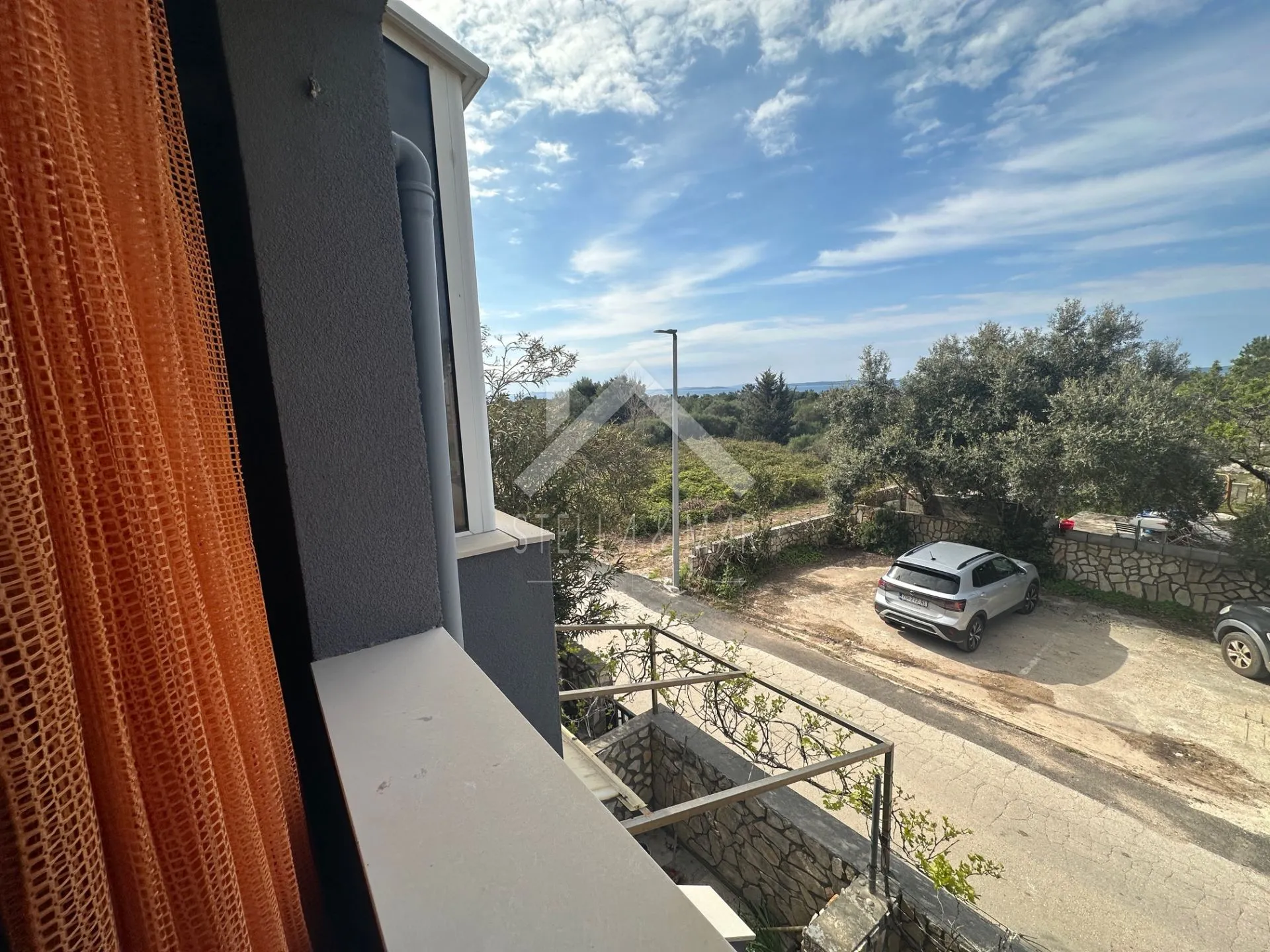 dvosobni apartman, južna strana - vir - slika 2