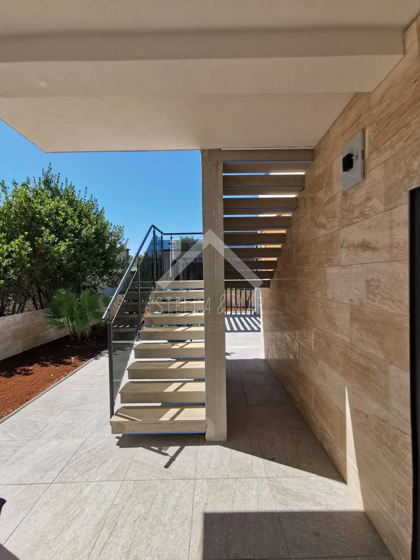 luksuzna villa sa bazenom u centru - vir - slika 39