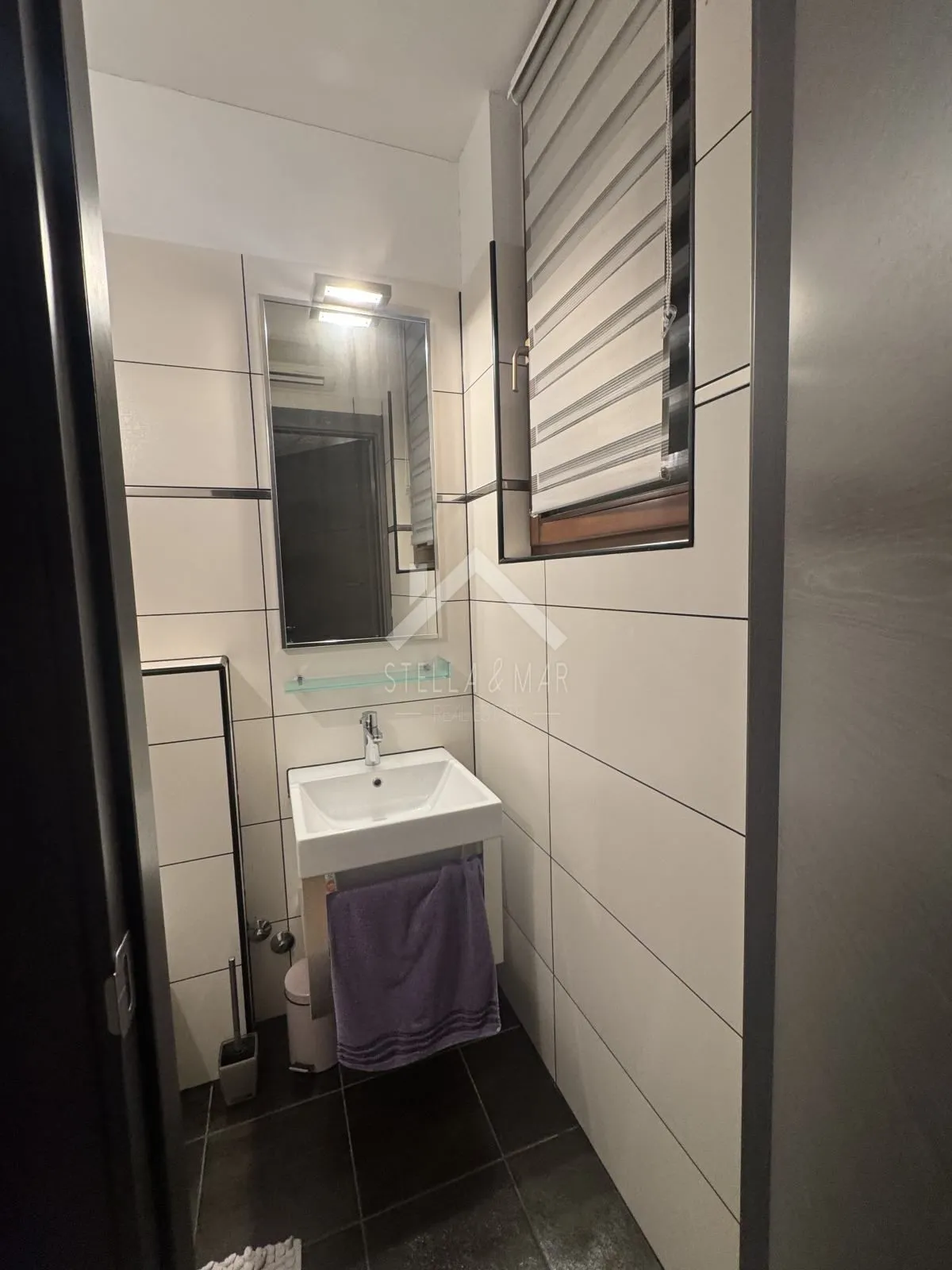kuća sa garažom u centru otoka - vir - slika 13