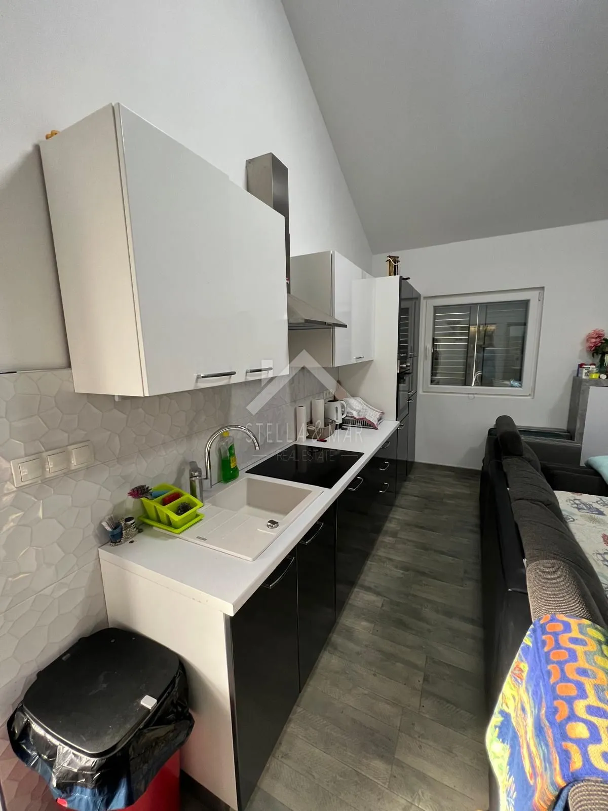 kuća sa 3 stana, 180m do mora - vrsi mulo - slika 10