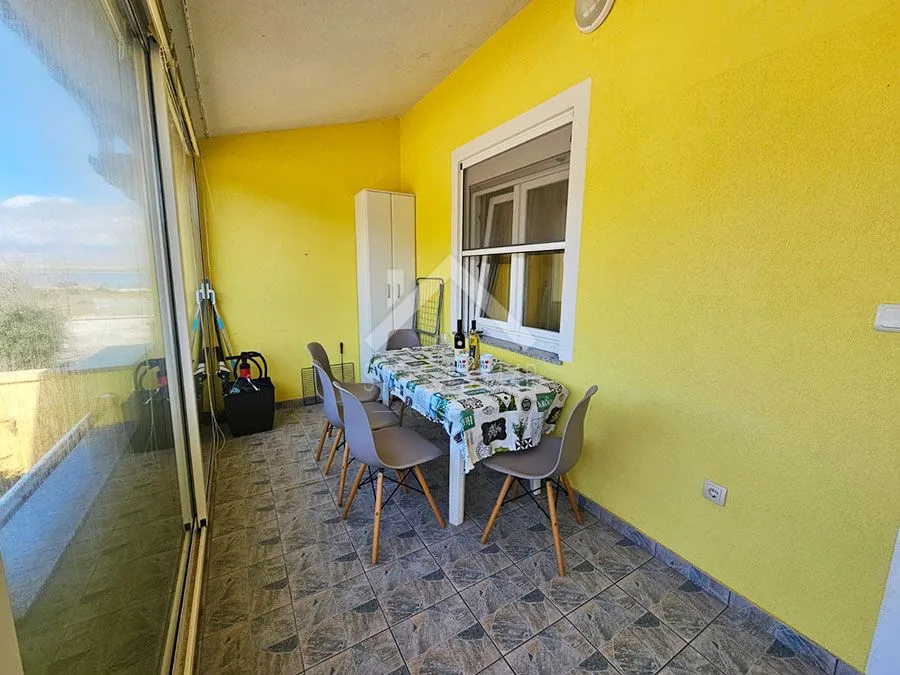 apartman u nizu, pogled na more - vir - slika 5