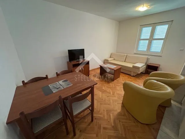 top lokacija! apartman prvi red do mora - sukošan - slika 10