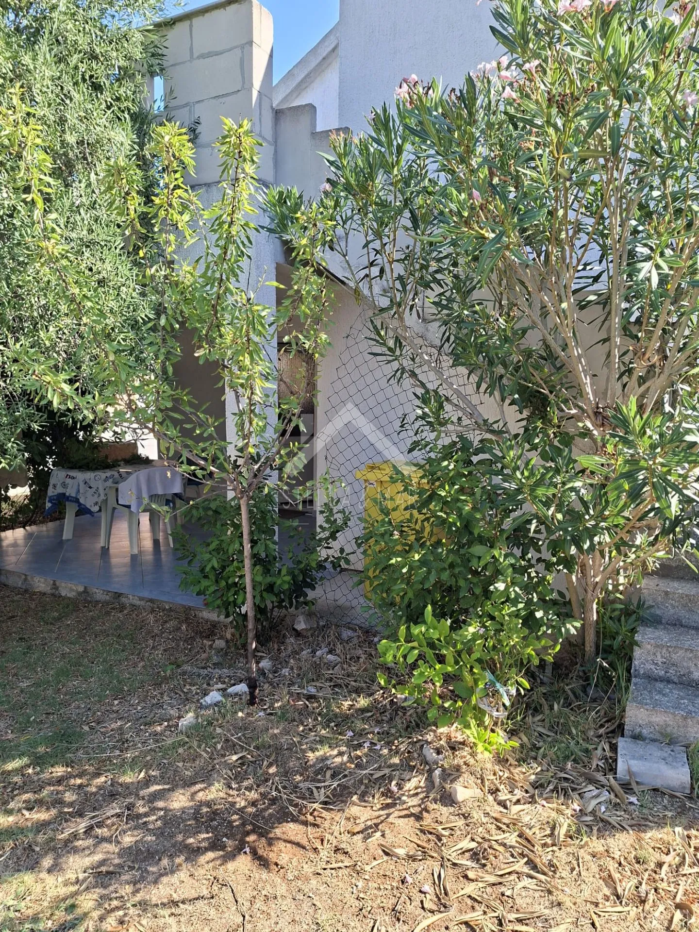 samostojeća kuća, katnica, na mirnoj lokaciji - vir, lozice - slika 11