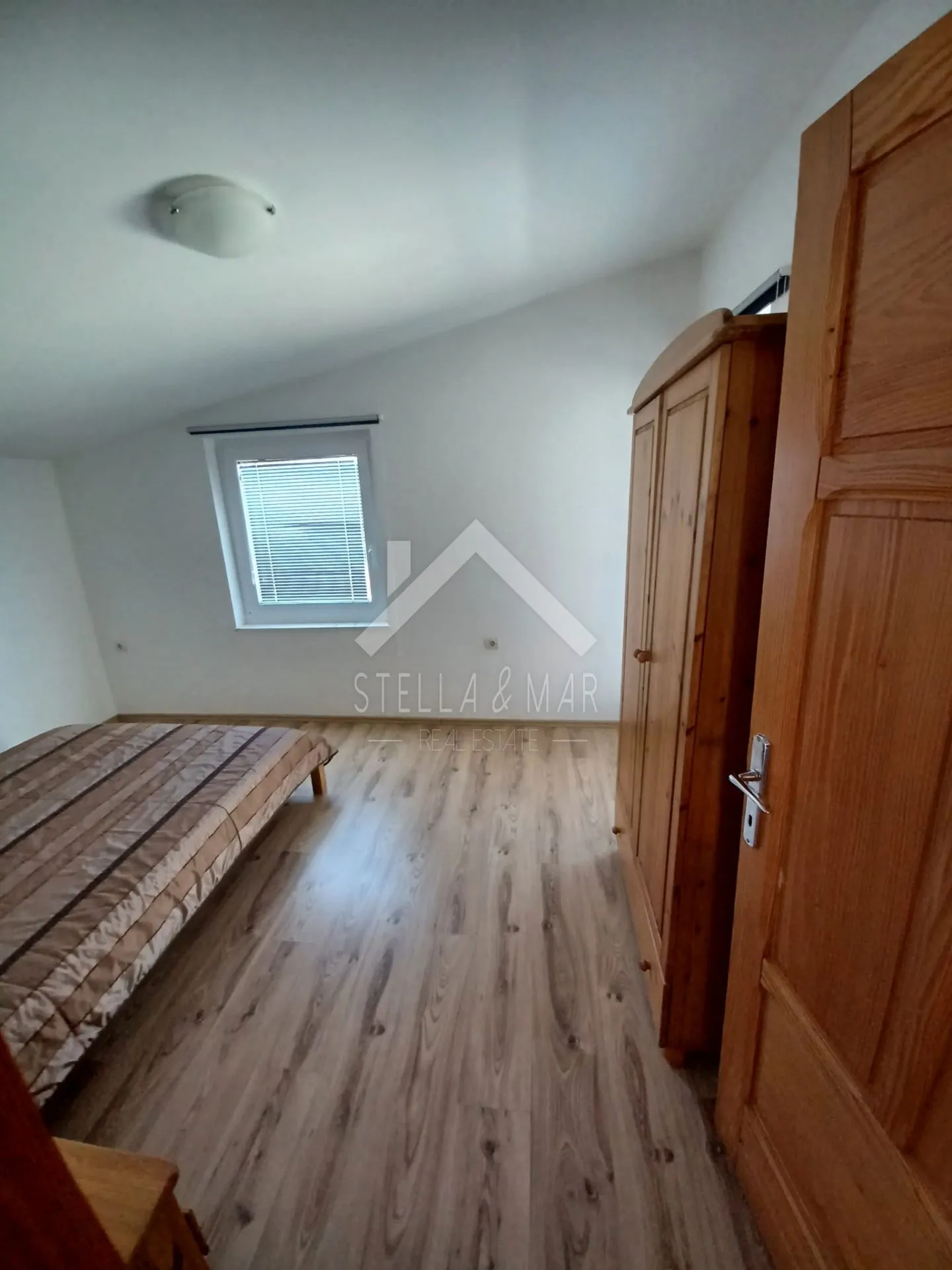 kuća sa tri apartmana - vir - slika 12