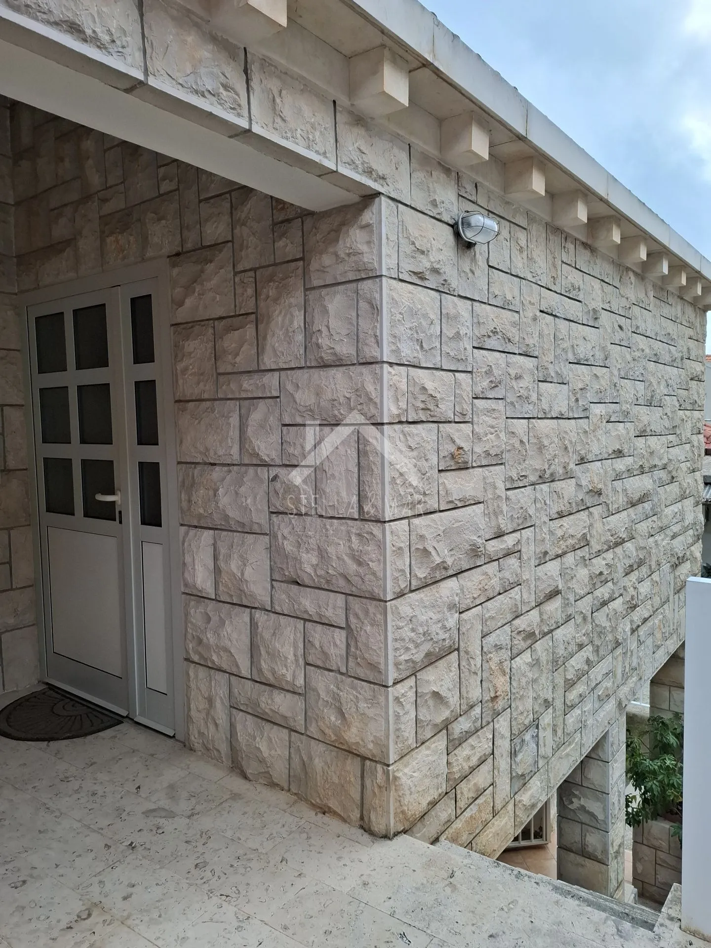 kamena kuća, prvi red do mora - brna, korčula - slika 3