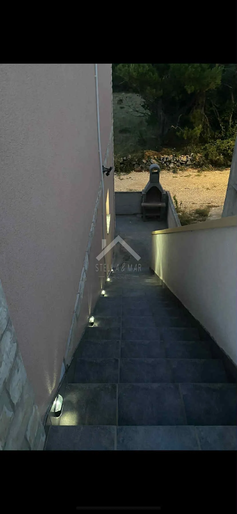 kuća sa dva apartmana - vir - slika 9