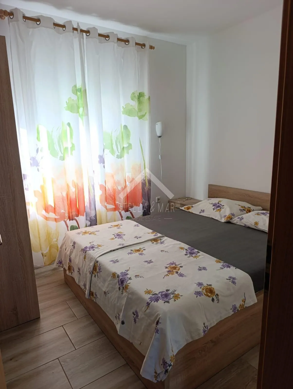 kuća sa 4 apartmana i bazenom - vir - slika 30