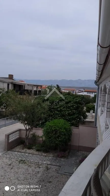 rezervirano kuća sa 4 apartmana - vir - slika 2