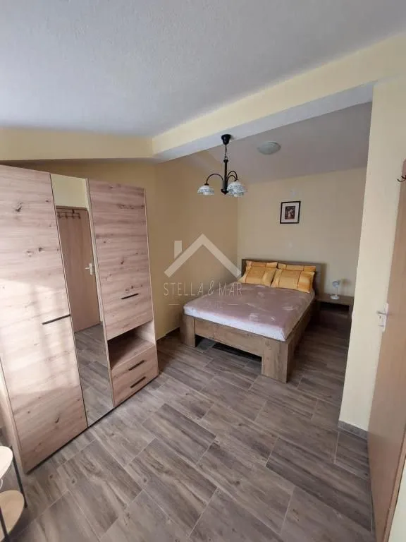 rezervirano kuća sa 4 apartmana - vir - slika 27