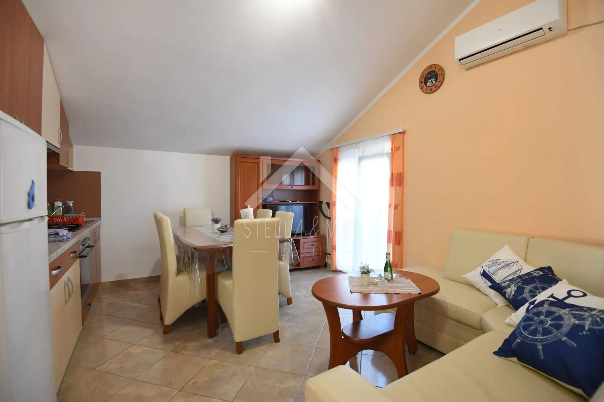 samostojeća kuća sa 5 apartmana - vir - slika 17