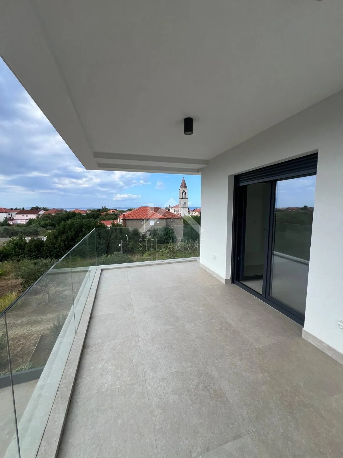 penthouse sa krovnom terasom - privlaka - slika 10