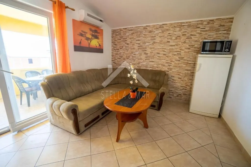 samostojeća kuća sa 5 apartmana - vir - slika 17
