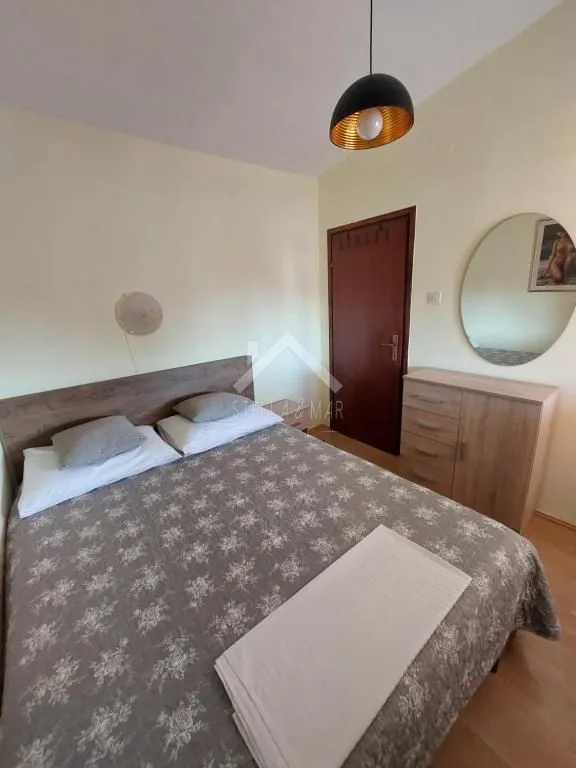 rezervirano kuća sa 4 apartmana - vir - slika 18