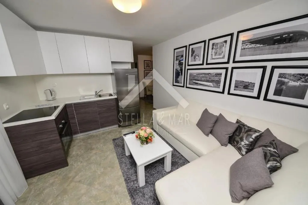villa sa bazenom na atraktivnoj lokaciji - vir - slika 7