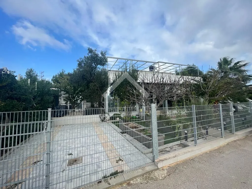 kuća sa 4 apartmana sa pogledom na more - vir - slika 1