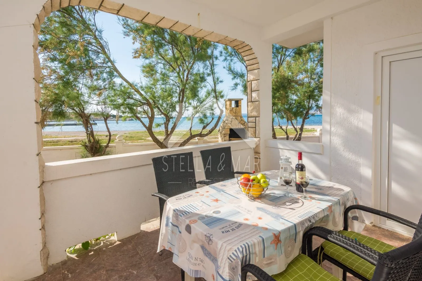 apartmanska kuća prvi red do mora - vir - slika 41