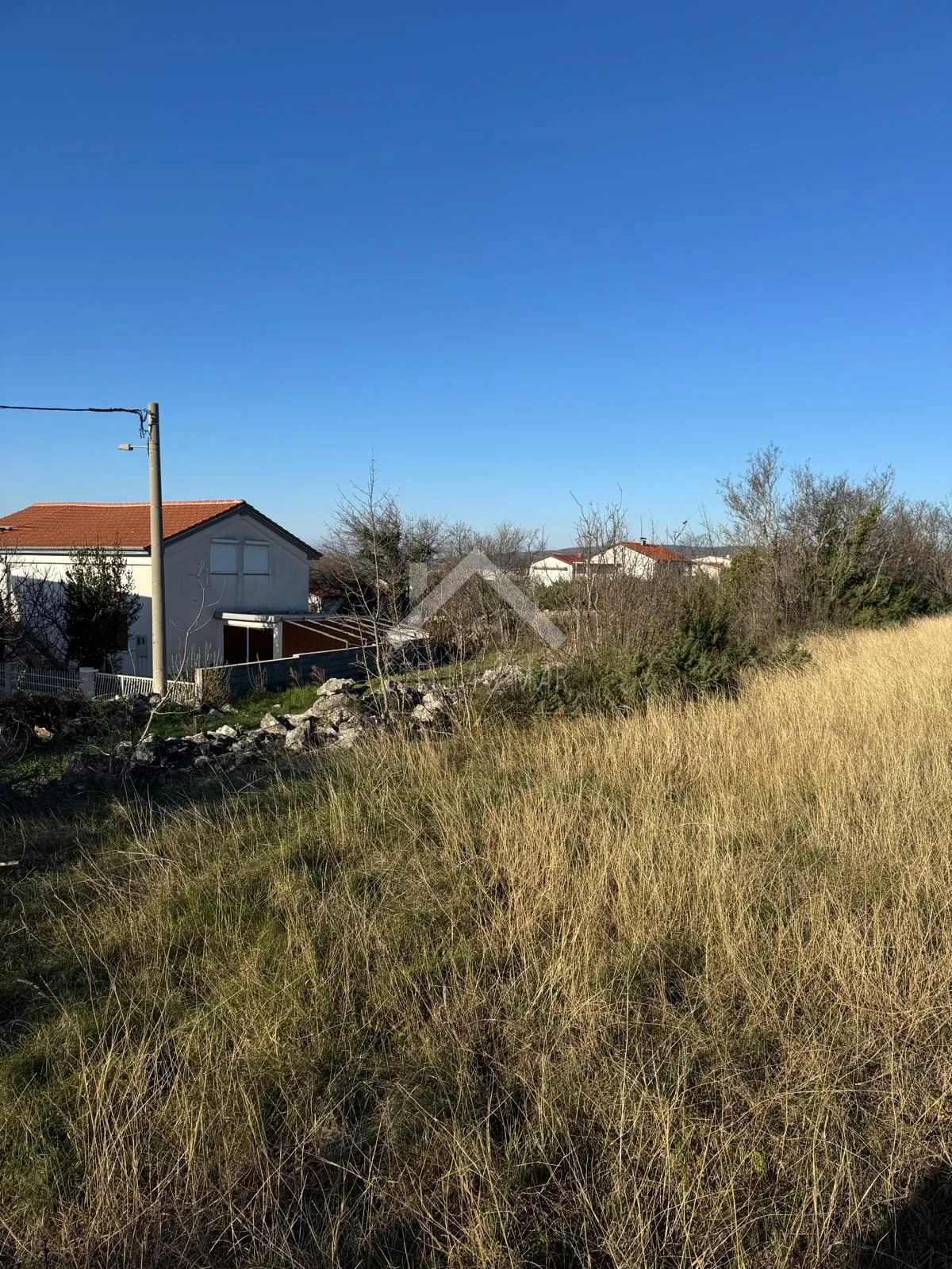 građevinsko zemljište 712m2 - maslenica - slika 5