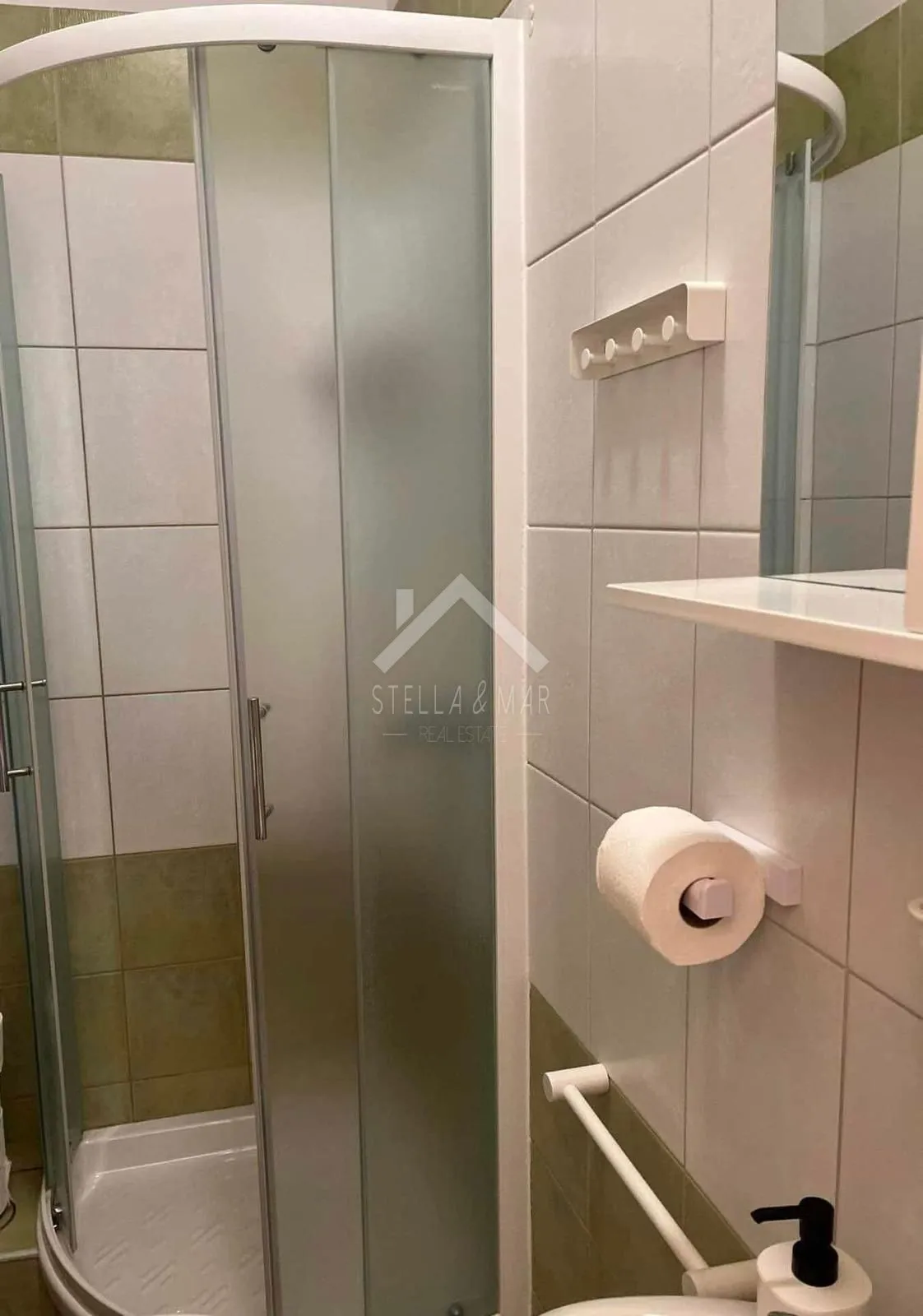 kuća sa 4 apartmana, neposredna blizina mora - vir - slika 28