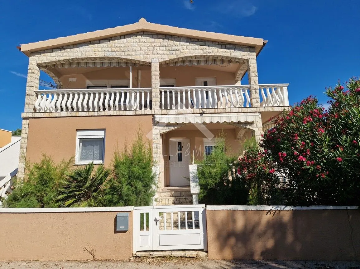 kuća sa 3 apartmana, pogled na more - vir - slika 3