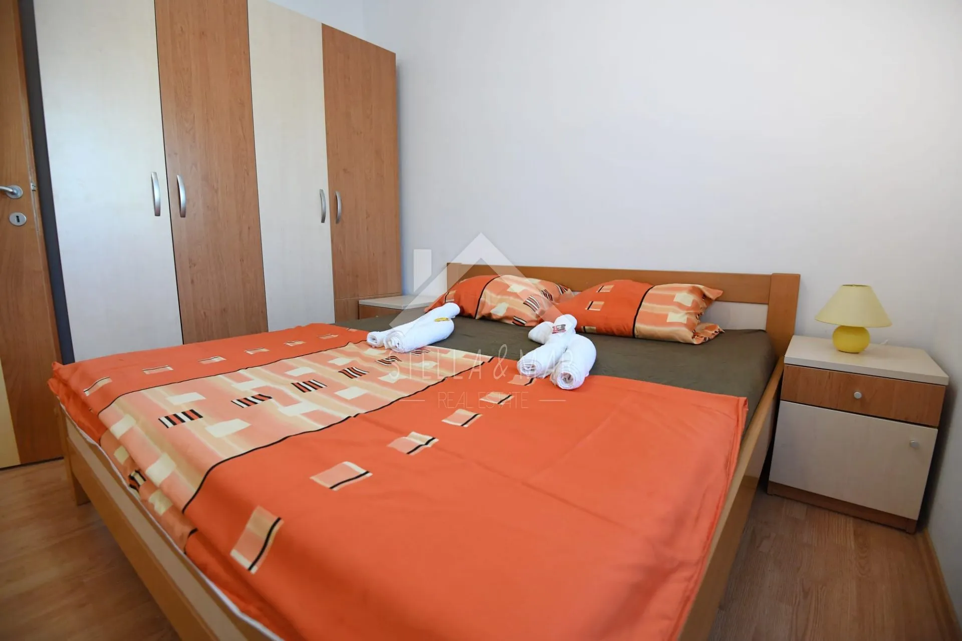 samostojeća kuća sa 5 apartmana - vir - slika 31