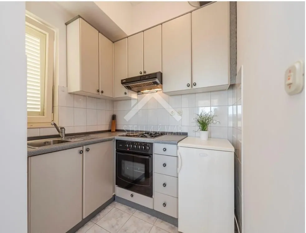apartmanska kuća, bazen, centar, dvije garaže top ponuda - privlaka - slika 13