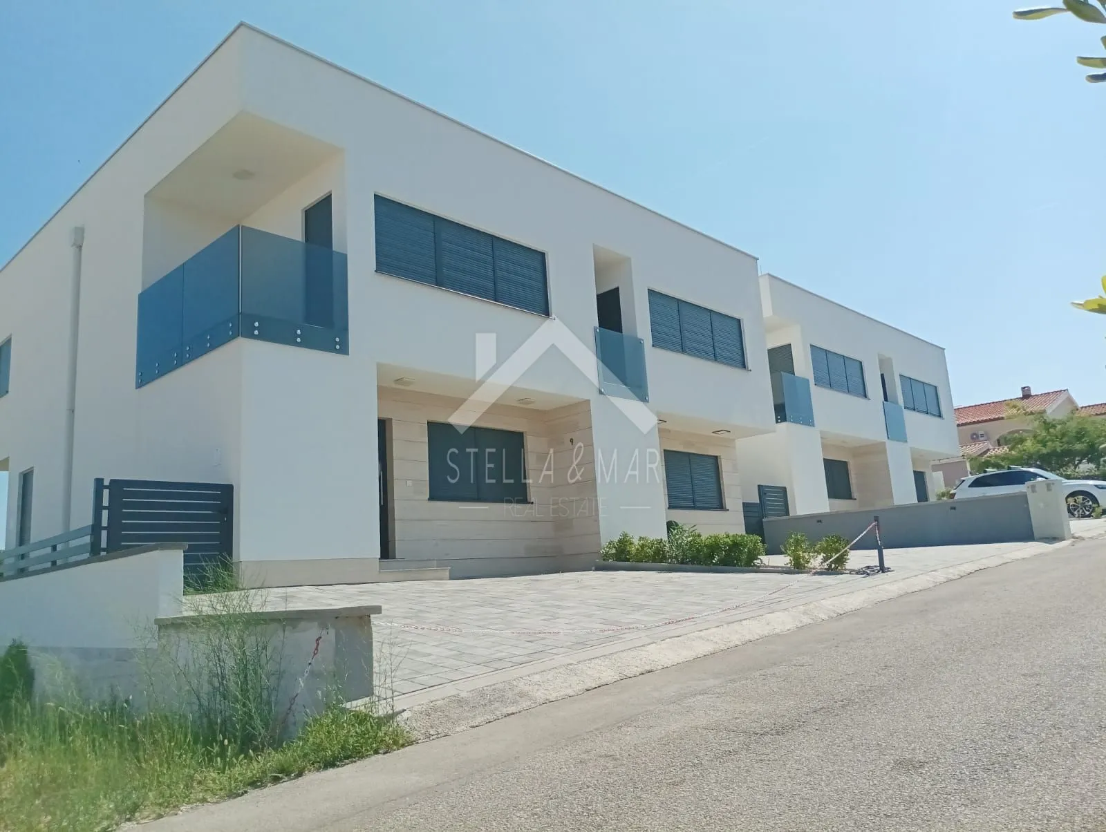 prekrasna kuća u nizu, pogled na more - vir - slika 3