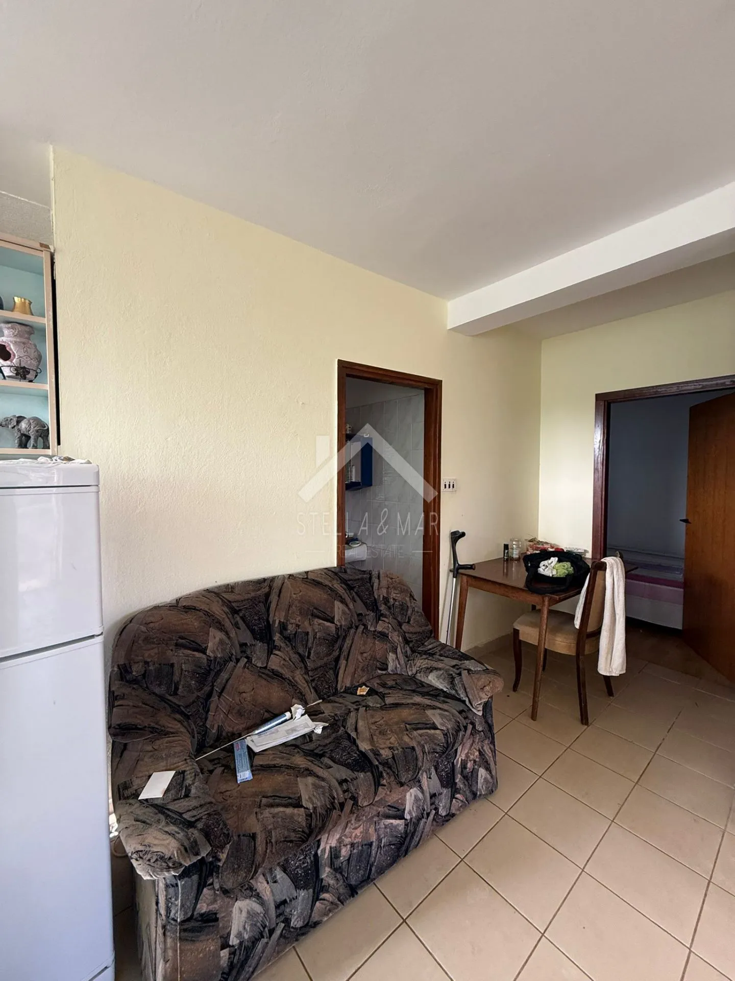 kuća sa tri stana i prostranom okućnicom od 1233m2,centar - vir - slika 7