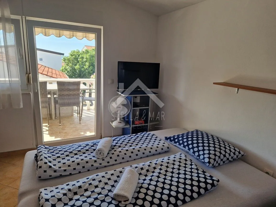 kuća sa 3 apartmana, pogled na more - vir - slika 7