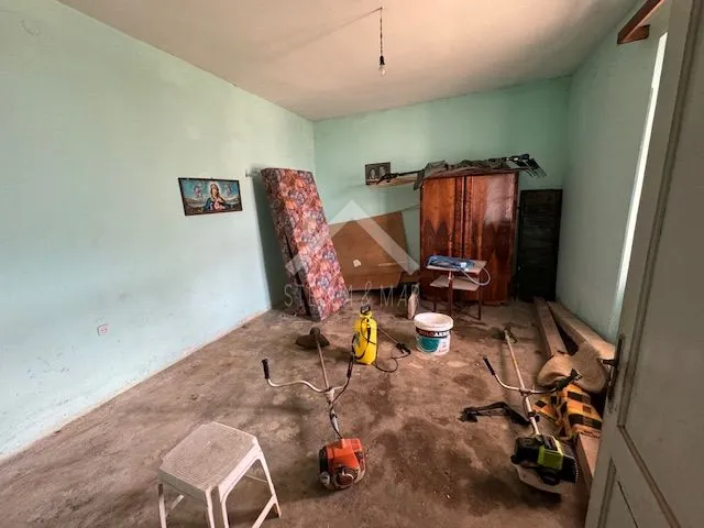 stara kamena kuća sukošan- blizina mora - slika 17