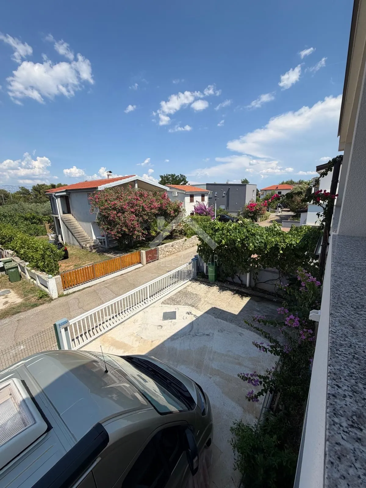 kuća sa 3 stana i garažom, velike terase, blizina centra i plaže - vir - slika 22