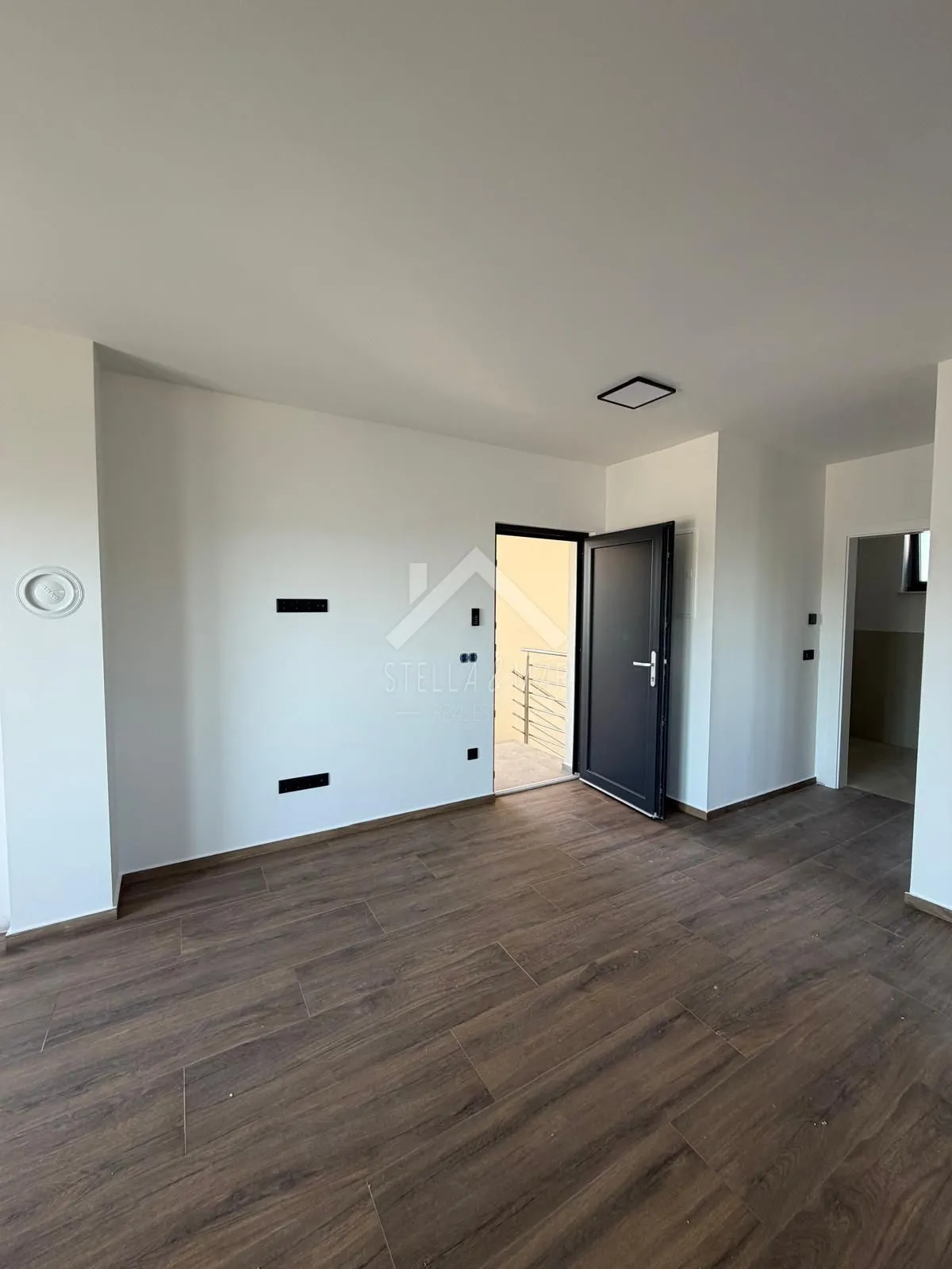 trosobni apartman pored plaže - vir - slika 12