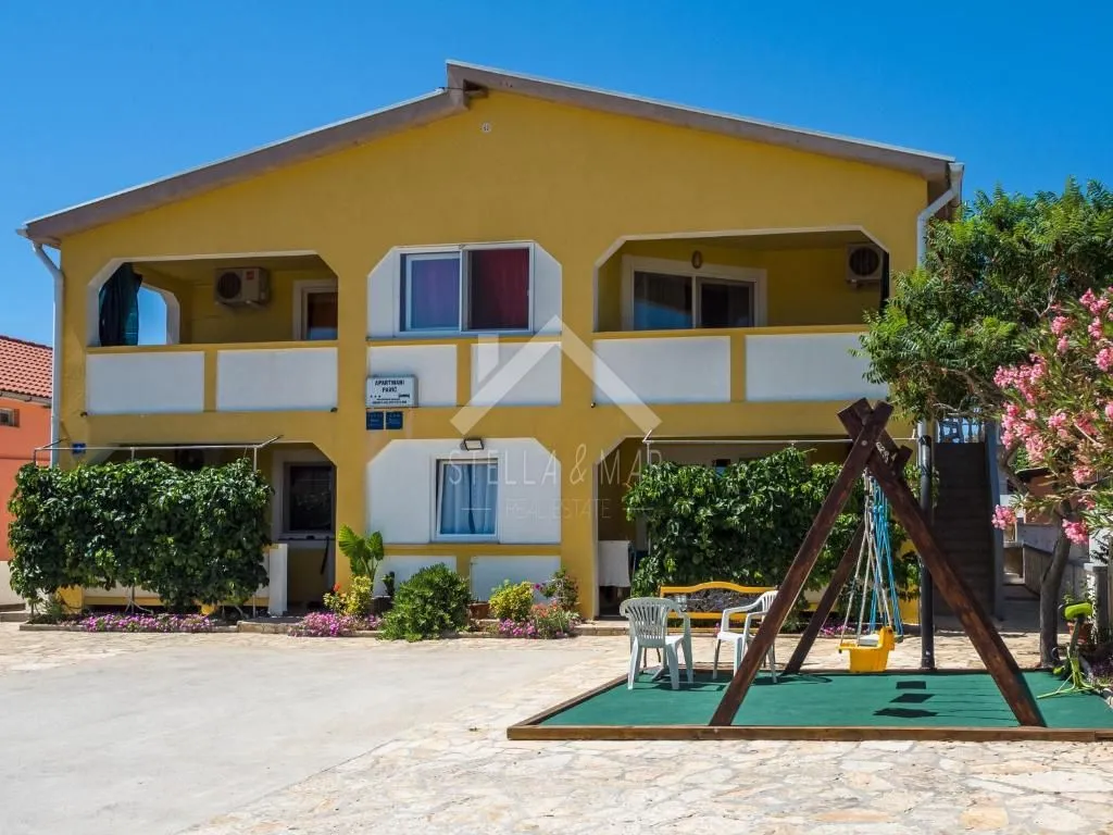 samostojeća kuća sa 5 apartmana - vir - slika 4