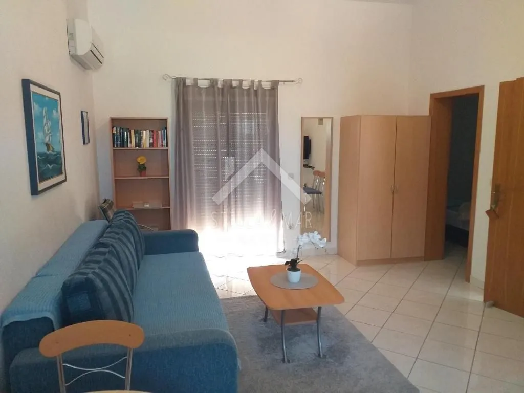 apartmanska kuća sa garažom i predivnom okućnicom - vir - slika 12