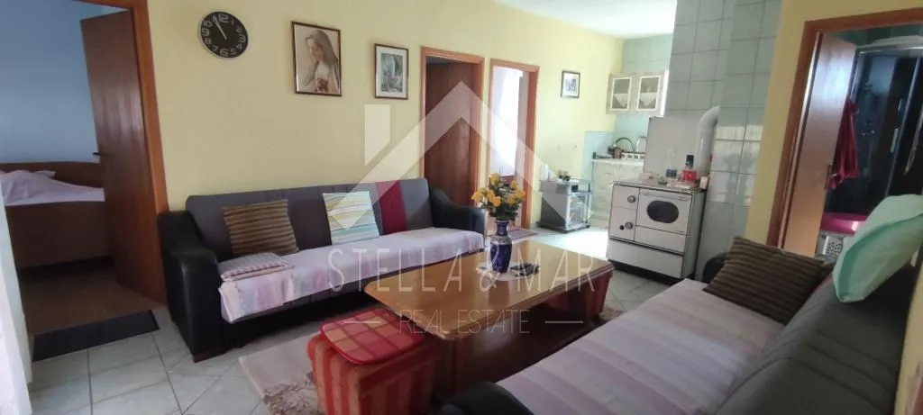 stambeno poslovni objekt sa 7 apartmana - vir - slika 13