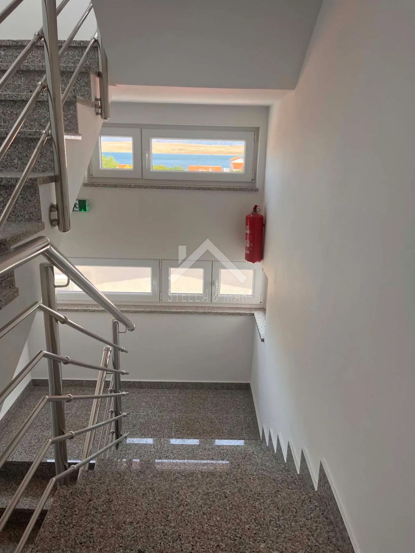 trosoban apartman, pogled na more - vir - slika 4