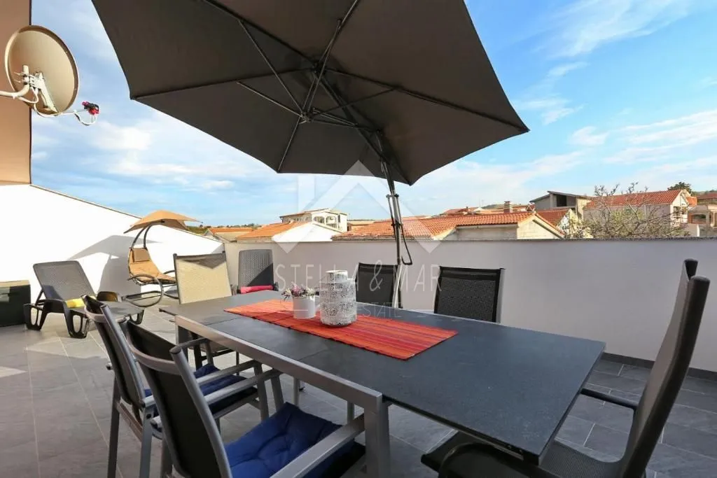 apartmanska kuća, novouređena, pogled na more - vir - slika 48