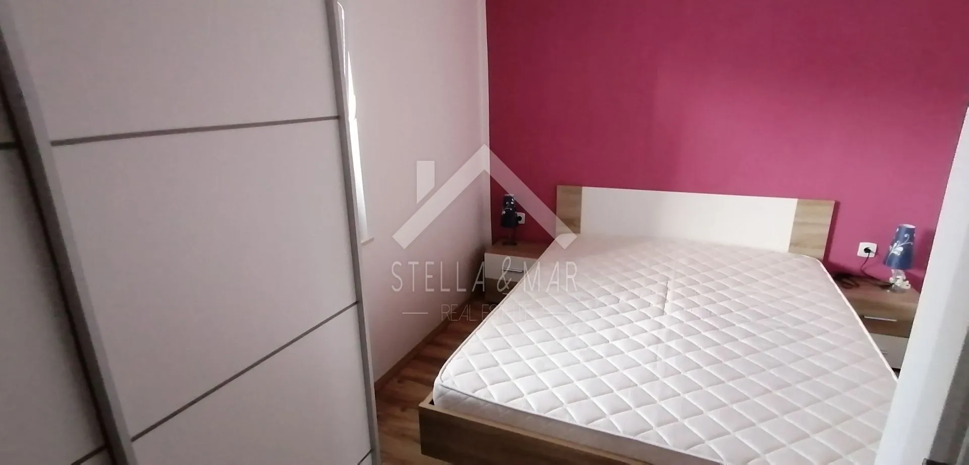 prizemlje kuće sa dvorištem - vir - slika 2
