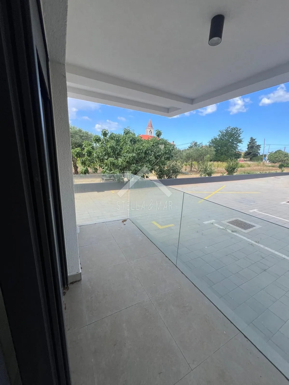 dvosobni apartman sa vrtom - privlaka - slika 6